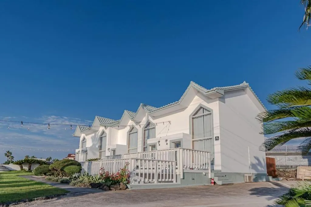 Le Village Aewol F Jeju Holiday home